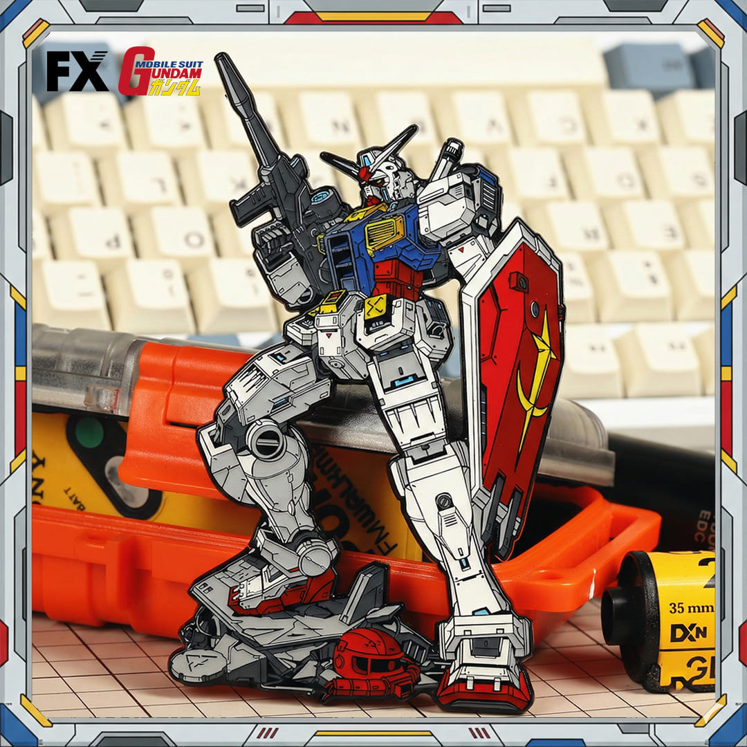 Premium RX-78-2 Gundam Large Metal Pin