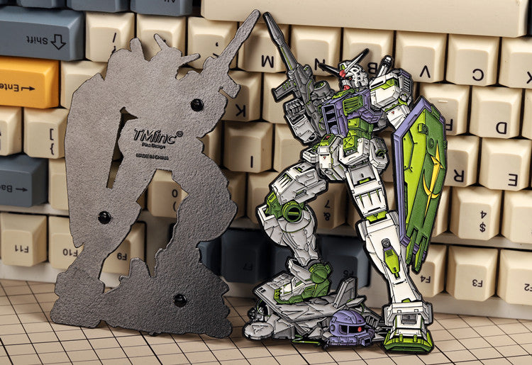 Premium RX-78-2 Gundam Large Metal Pin