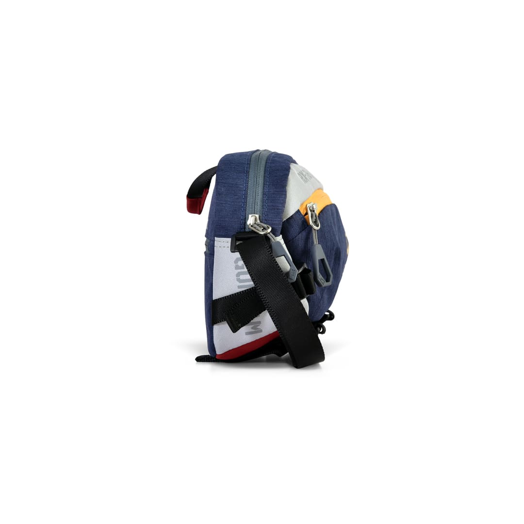 RX-78-2 GUNDAM CROSSBODY BAG